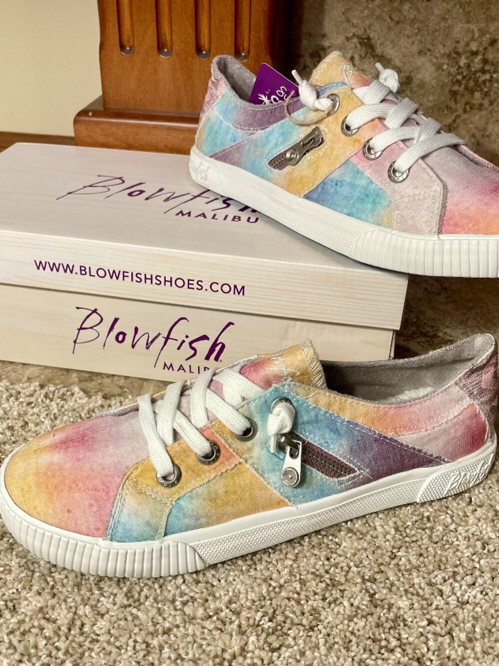 BRAND NEW - BLOWFISH MALIBU Slip-In Sneakers - Size 9